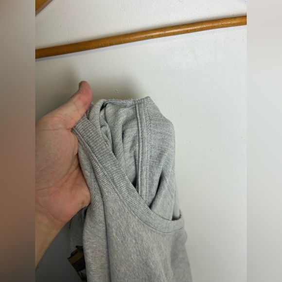 Terra & Sky Vanderbilt Plus Size 1X graphic print Hi-Low Sweatshirt oatmeal gray - Picture 10 of 12